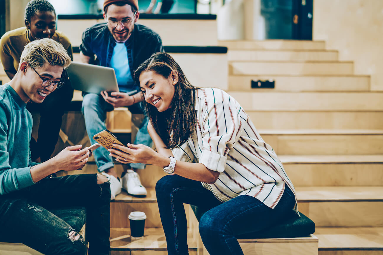 employees engaged in happy workplace