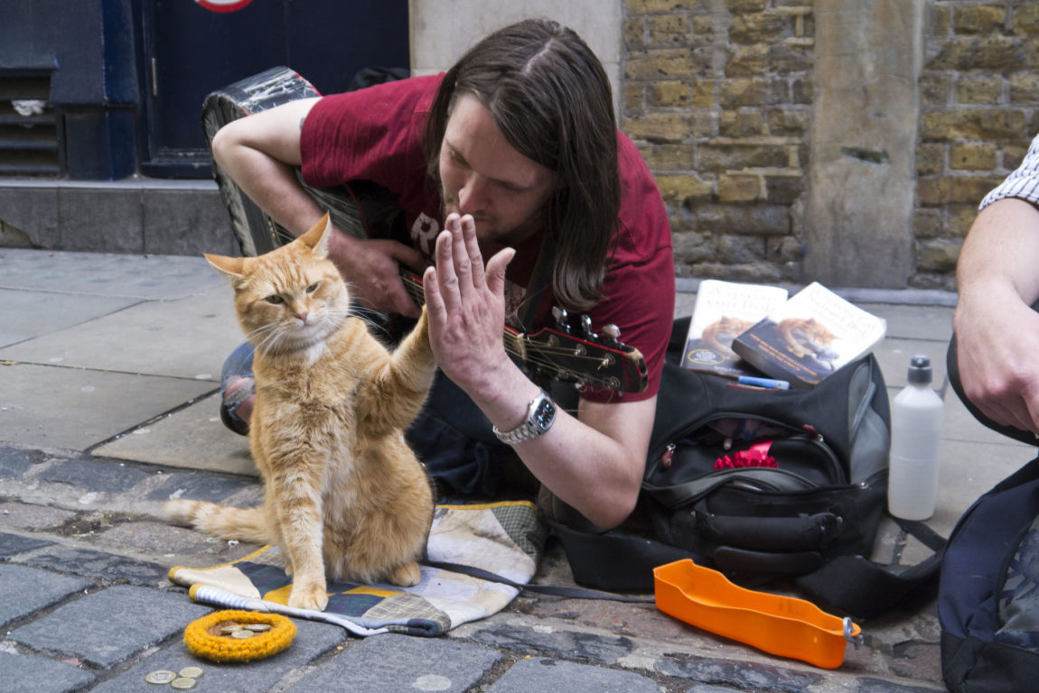 National High Five Day: What does it mean to dream about a high five?